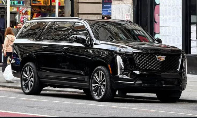 Cadillac Escalade ESV image 3