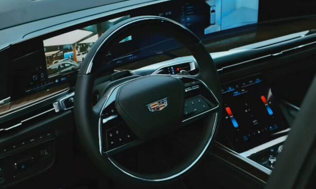 Cadillac Escalade ESV image 7