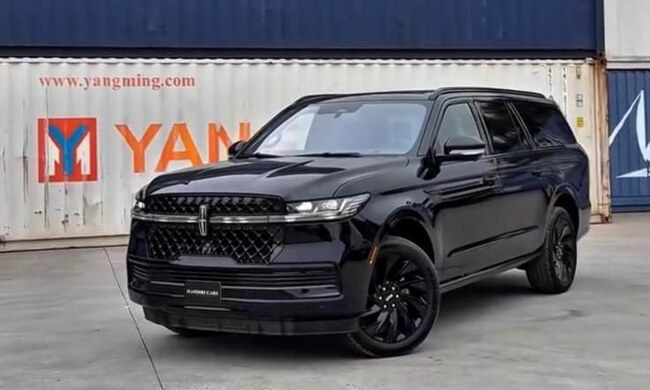 Lincoln Navigator image 6